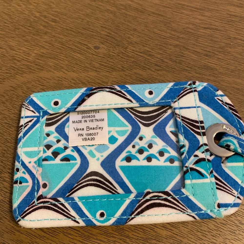 Vera Bradley Aqua and Navy Geometric Fishy Luggage Tag Brand New - Picture 2 of 4